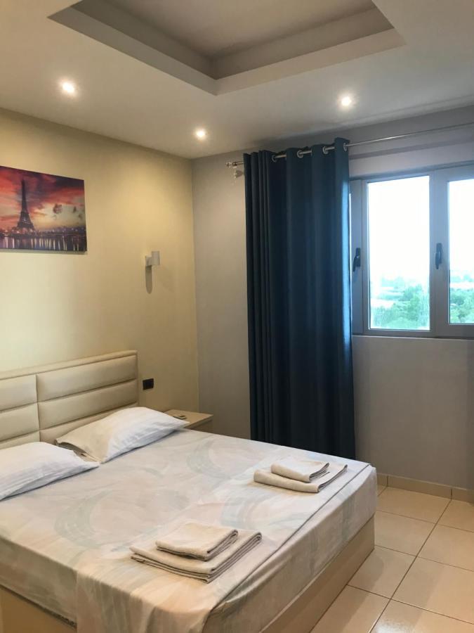 Hotel Sarda Deja's Ford ภายนอก รูปภาพ