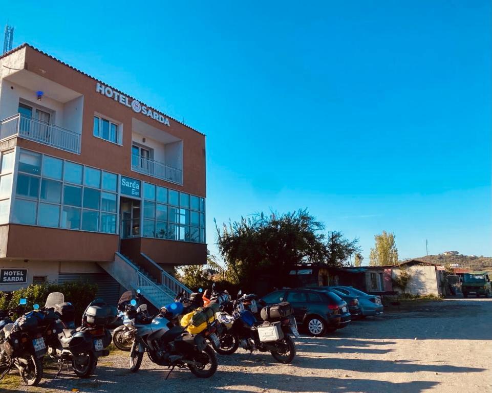 Hotel Sarda Deja's Ford ภายนอก รูปภาพ